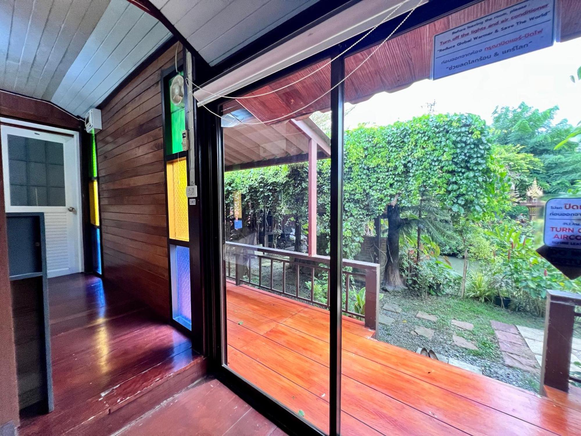 Mrt Riverside Sampran มิสเตอร์ที โฮมสเตย์-ช้องนาง エクステリア 写真