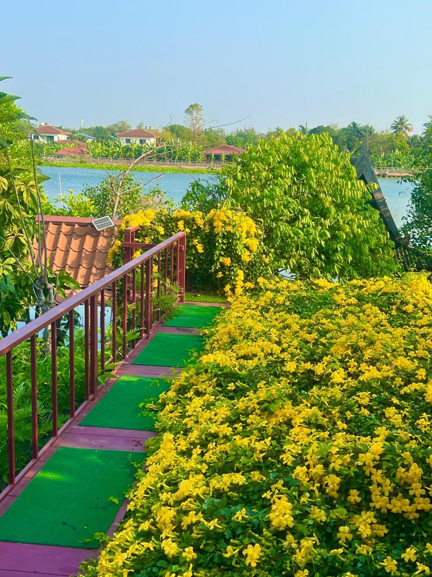 Mrt Riverside Sampran มิสเตอร์ที โฮมสเตย์-ช้องนาง エクステリア 写真